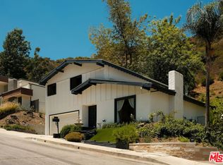 17149 Clemons Dr, Encino, CA 91436