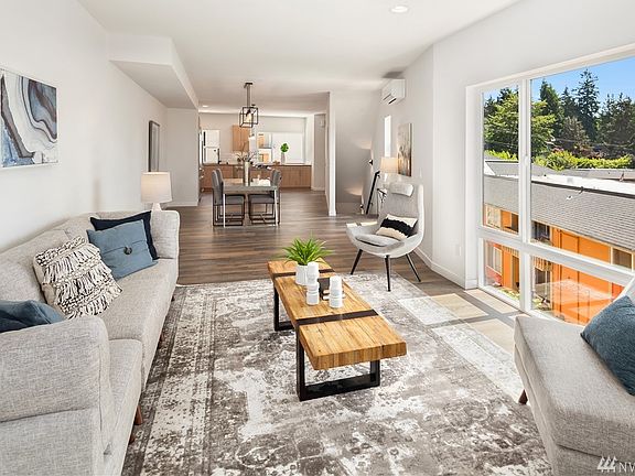 2nd image of 16533 NE 92nd Pl Unit 8C
