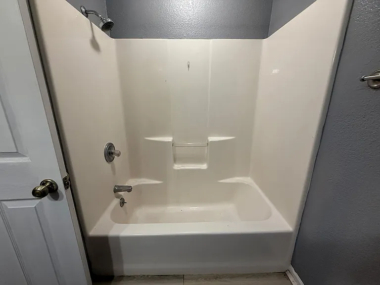 209 Wilkerson Ave — Photo 3