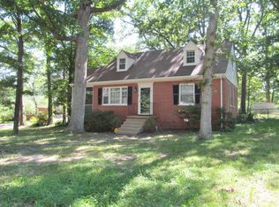 1111 Bridle Ln, Henrico, VA 23229
