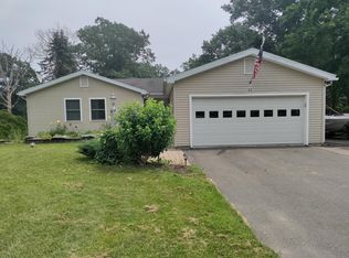 33 Guinea Rd, Biddeford, ME 04005