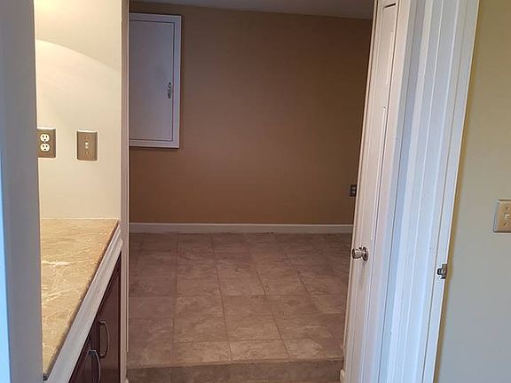 Hallway to Bathroom & Bedroom Downstairs