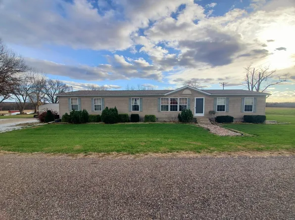 107 W Green St, Monticello, MO 63457