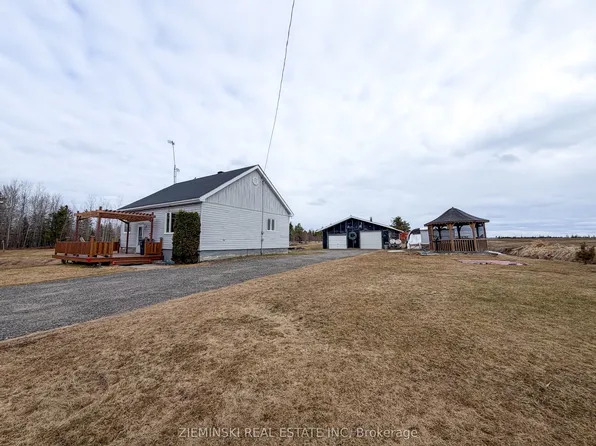 1119 Oil Tank Rd, Iroquois Falls, ON P0K 1G0