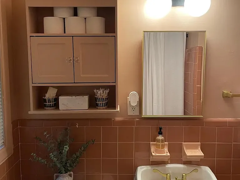 2081 Jordan Ter NE — Photo 15