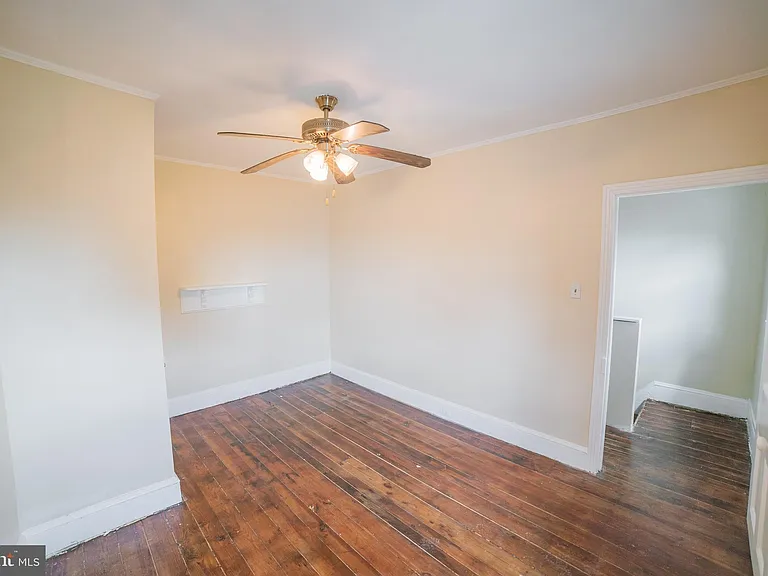 2427 E Allegheny Ave #2 — Photo 19