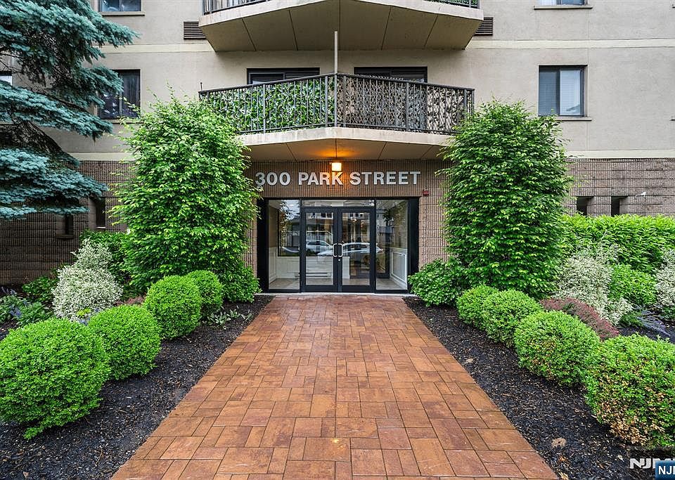 1st image of 300 Park Street #5G
