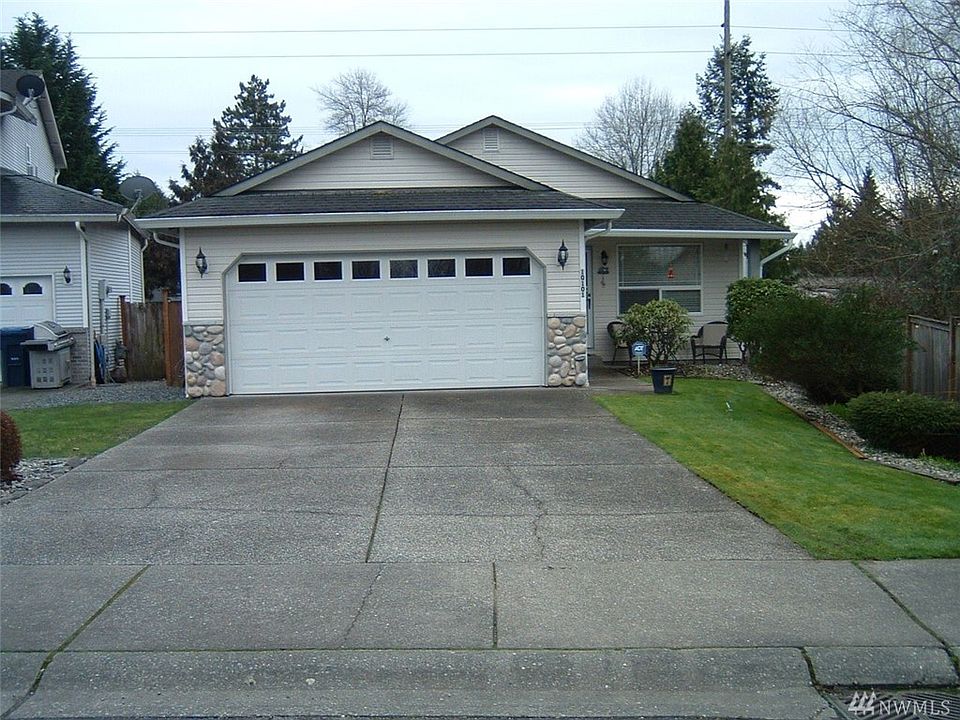 1st image of 10101 62nd Dr NE