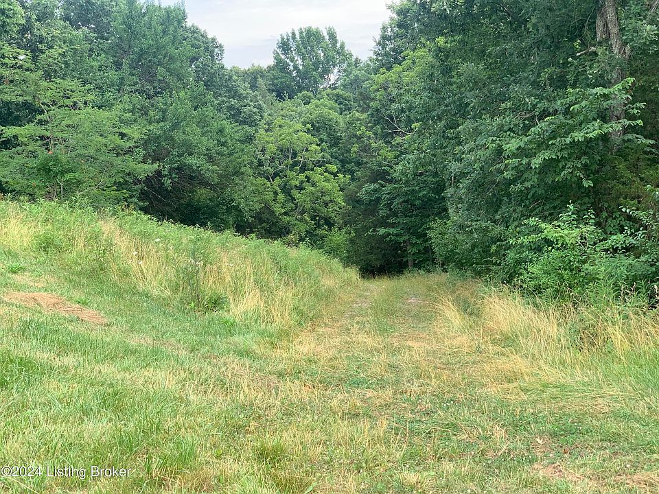 2nd image of 4 Colonel Cox Rd N