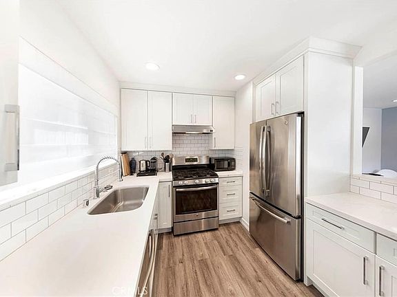 5th image of 207 Cypress St #A
