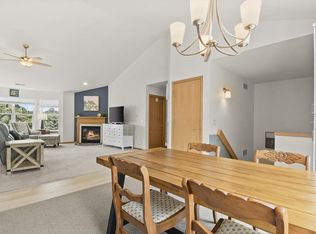 3134 Dorchester Way APT 6, Madison, WI 53719