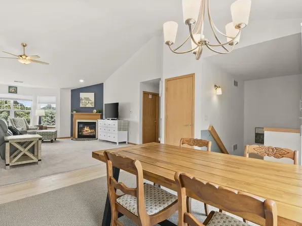 3134 Dorchester Way #6, Madison, WI 53719