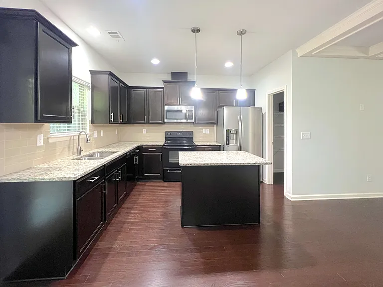 6173 Roaring Rock Way — Photo 9