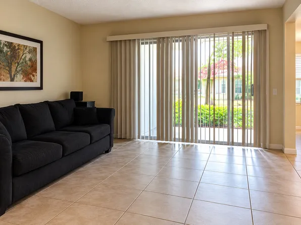 1810 NW 23rd Blvd APT 192, Gainesville, FL 32605
