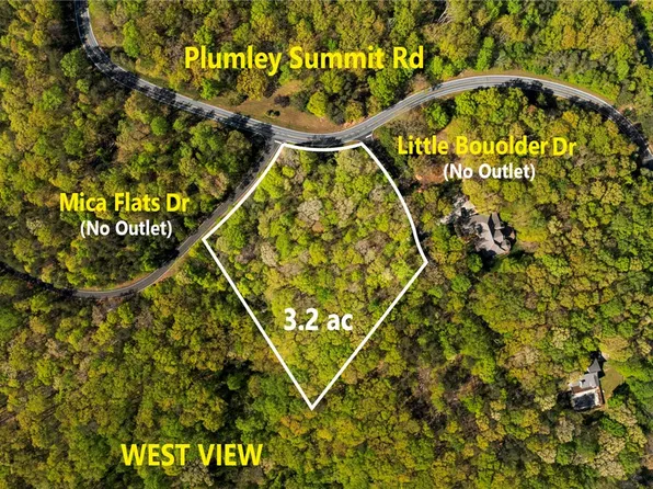 2 Little Boulder Dr, Landrum, SC 29356
