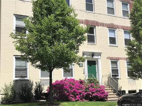 1st image of 112 Woodside Grn APT 2A