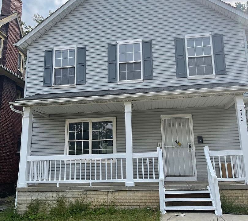 1st image of 4147 E 99th St #V