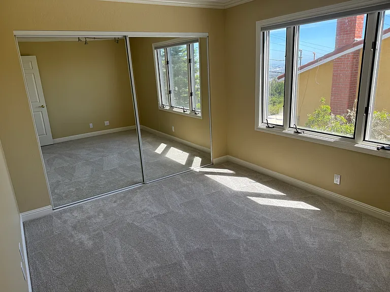 970 Springfield Dr — Photo 10