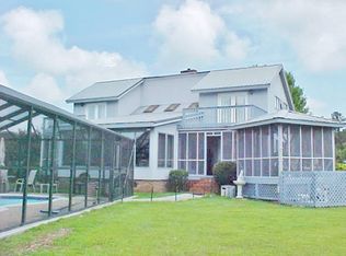 1054 Autumn Ln, Summerton, SC 29148