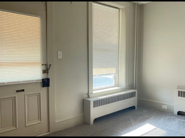 223-225 S Market St — Photo 5