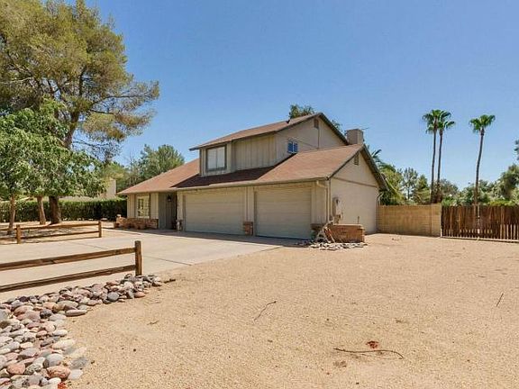 3rd image of 5301 E Fellars Dr