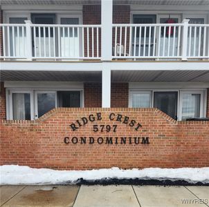 5797 Broadway St APT 7, Lancaster, NY, 14086