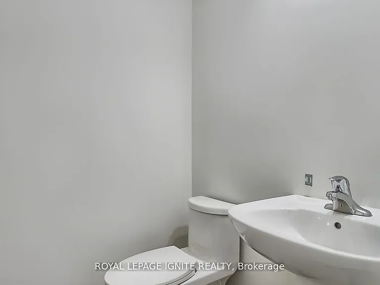 1079 Cameo St — Photo 21