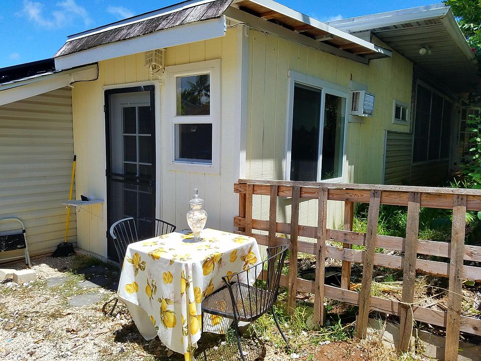 Front door entrance to studio