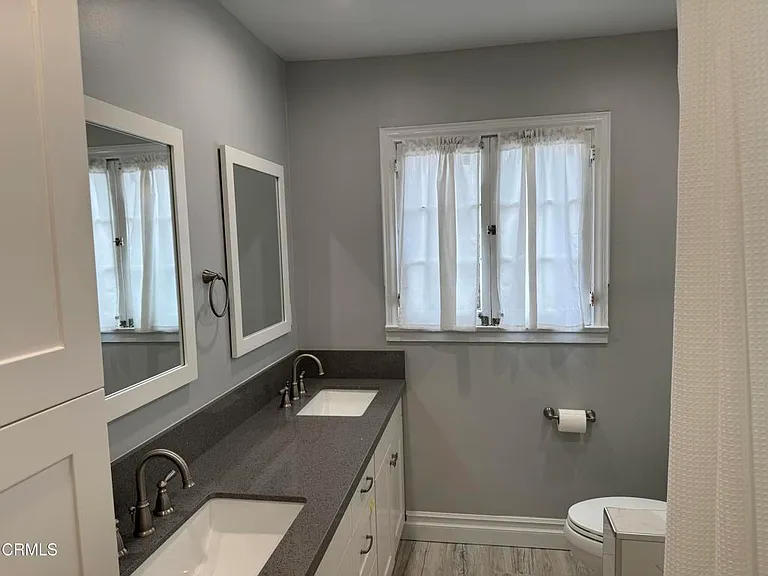 920 Summit Dr — Photo 20