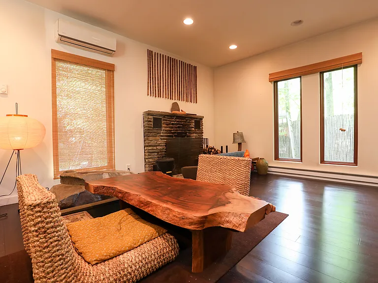 10 Fitzsimmons Ln — Photo 7