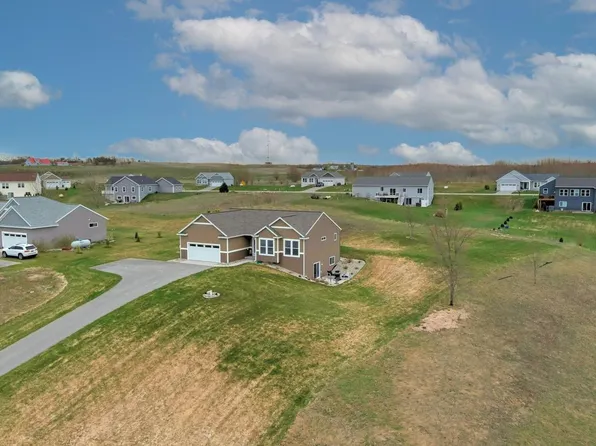 7553 E Meadows Dr, Cedar, MI 49621