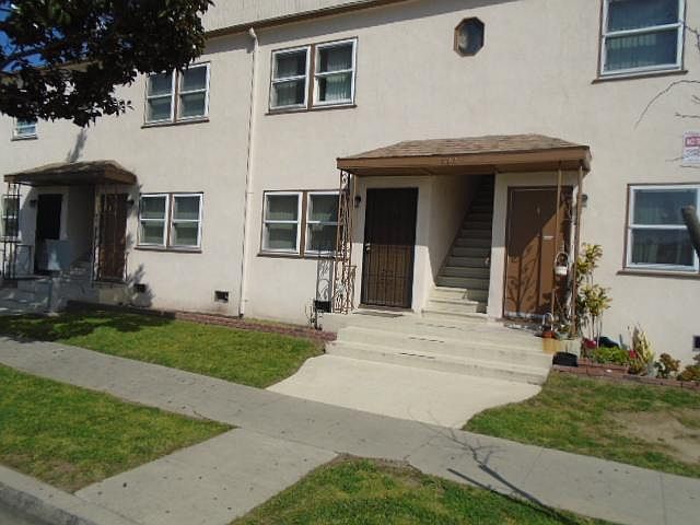 1st image of 600 S Fir Ave APT 3
