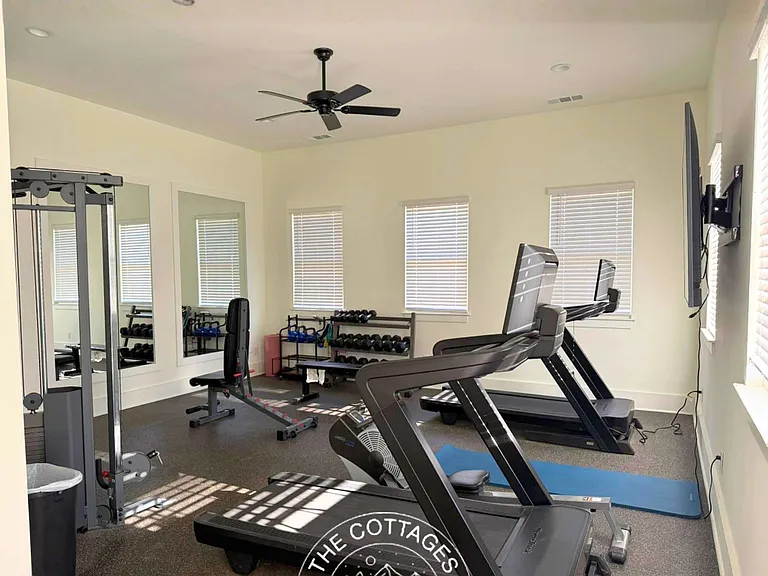Save 25% Your Second Month at Cottages at 76 - Luxury Living! — Photo 8