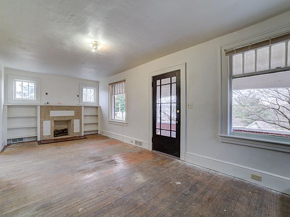 4th image of 341 W Cleveland Ave