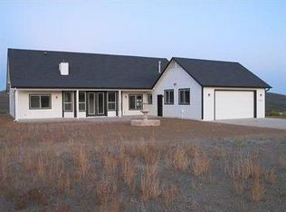 7301 S Thoroughbred Ln, Mayer, AZ 86333