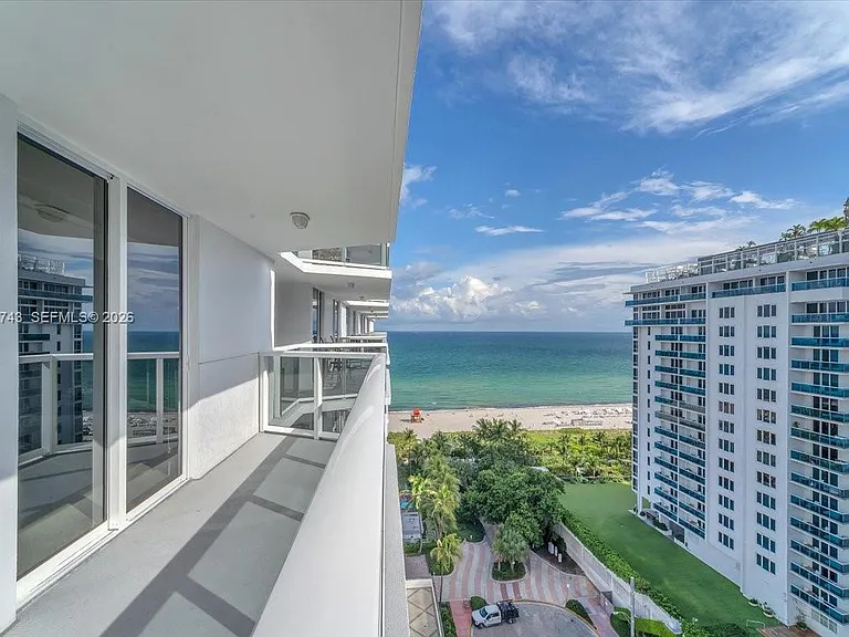 2401 Collins Ave #1807 — Photo 5