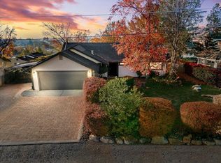 1445 Lowe Ln, Auburn, CA 95603