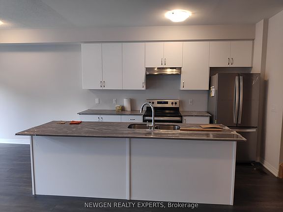 5th image of 585 Colborne St E #711