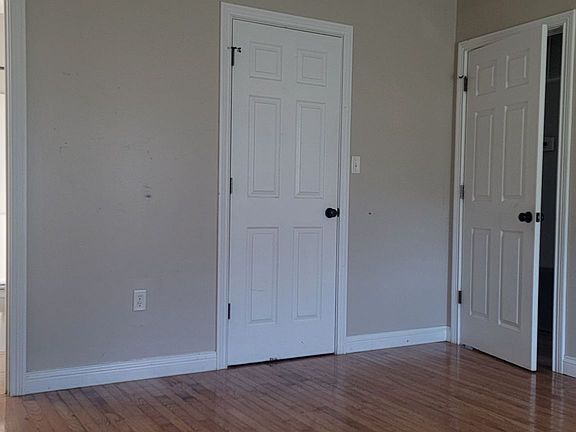 2nd image of 126 Madison Spgs