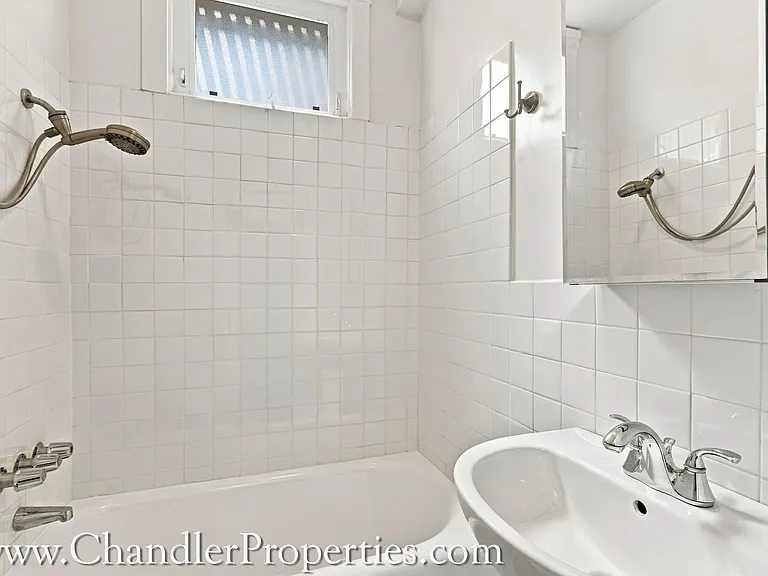 605 Scott St — Photo 11