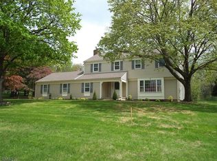 7 Allerton Rd, Lebanon, NJ 08833