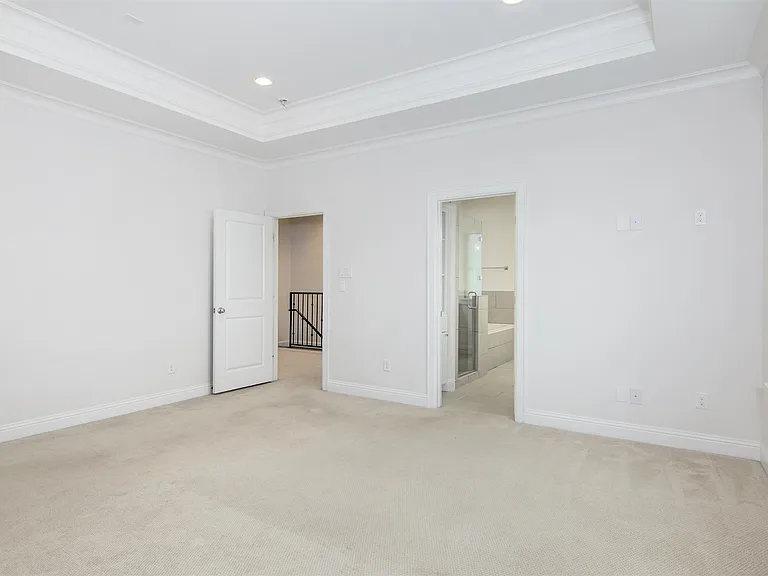 1508 Johnson St — Photo 18