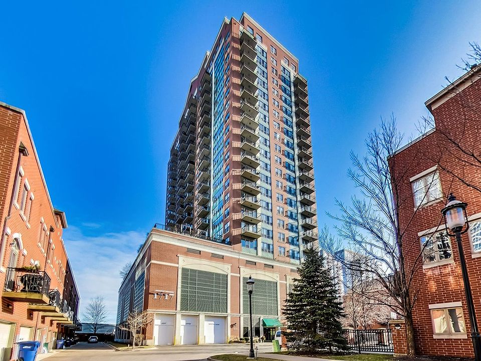 1st image of 1717 S Prairie Ave APT 1309