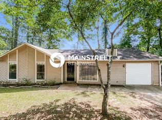 8202 Winewood Ct, Riverdale, GA 30274