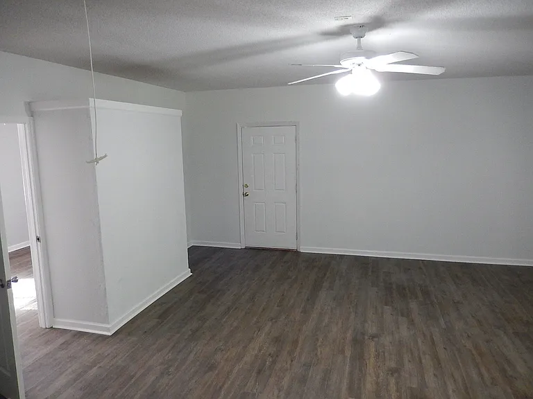 1903 Skyland Dr — Photo 8