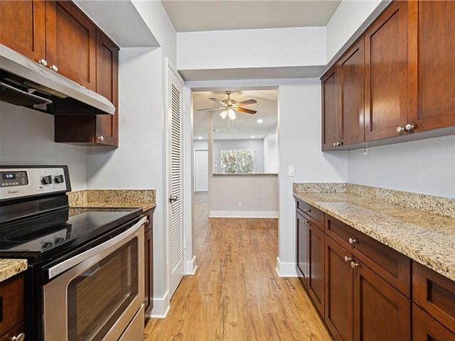 1st image of 4305 NE 21st Ave APT 4