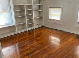 84 Hall St, Fall River, MA 02724