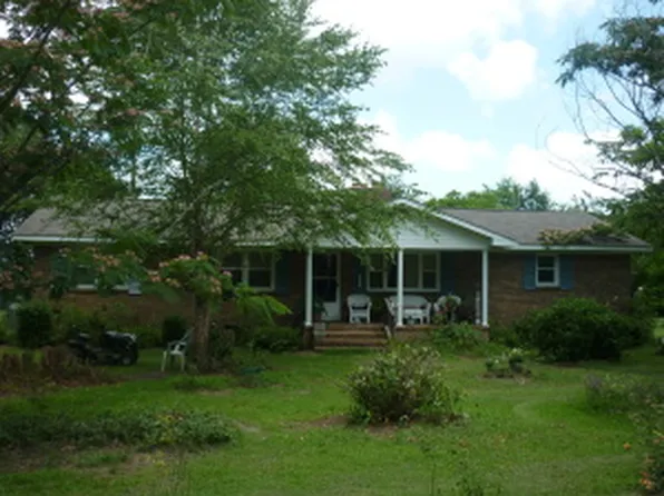 238 Grantham Loop Rd, Rowland, NC 28383