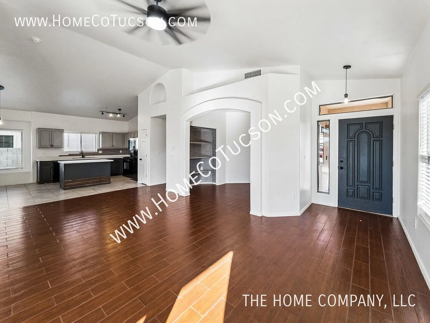 5777 W. Cortaro Crossing Drive Cortaro Ranch | 3 Bedrooms + Den | 2 Bathrooms | 2-Car Garage — Photo 4