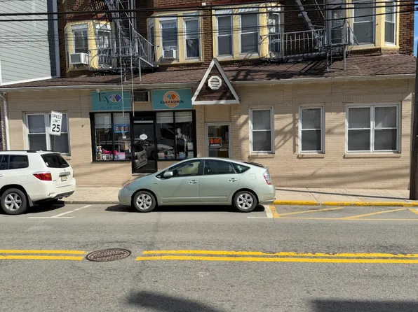 334 Palisade Ave, Cliffside Park, NJ 07010